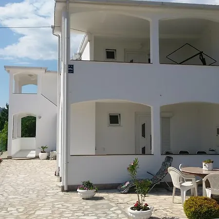 Ruza Apartmán