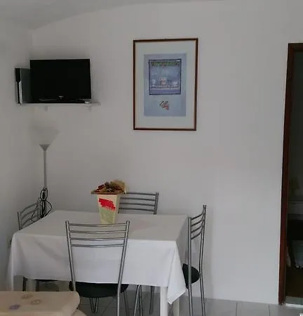 Ruza Apartament Draga Bašćanska